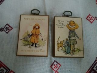 Set Of 2 Vintage American Greetings Usa Wall Plaques Hangings 4 1/4 " X 3 "