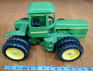 Vintage Ertl 597 0999 Die - Cast 1/16 John Deere Cast Iron 8 Wheel Toy Tractor
