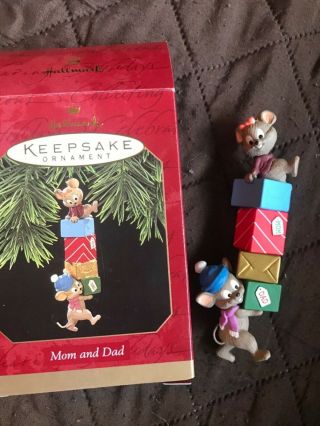Hallmark Keepsake Ornament 1997 Mom And Dad Rare Vintage Christmas Mice Presents