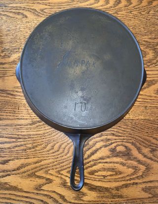 Vintage Wapak No.  10 Cast Iron Skillet Frying Pan Cleaned And Seasoned