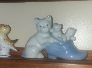 Vintage Cat With Kittens In A Shoe Figurine Occupied Japan
