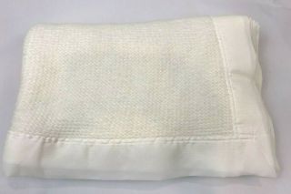 Vintage Baby Morgan Acrylic Thermal Crib Blanket White Nylon Trim Edge No Tag