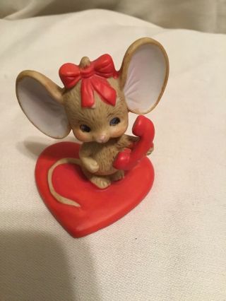 Vintage Lefton Mouse Red Heart Telephone Figurine 02230 Valentine Sweetheart