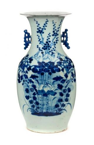Antique Chinese 19th Century Underglaze Blue And White Vase 16.  5”