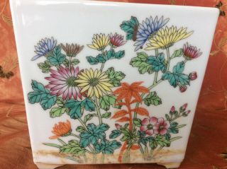 A Old Chinese Hand Painted Porcelain Square Planter