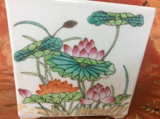 A old Chinese hand painted porcelain square planter 2