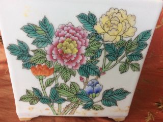 A old Chinese hand painted porcelain square planter 3