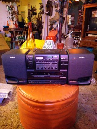 Vintage Sony Boombox Cfd - 555 Cd Radio Dual Cassette Mega Bass