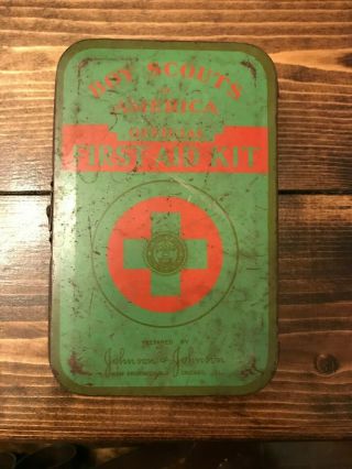 Vintage Boy Scouts Of America Official First Aid Kit Tin 1940