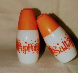 Vintage Gemco Westinghouse Milk Glass Salt & Pepper Shakers W/butterflies Design