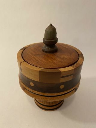 Small Round Wood Box,  Arts And Crafts Style With Acorn Finial.