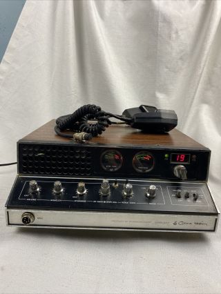 Vintage Cobra 142 Gtl Ssb/am Cb Radio Base Station 40 Channel W/ Microphones