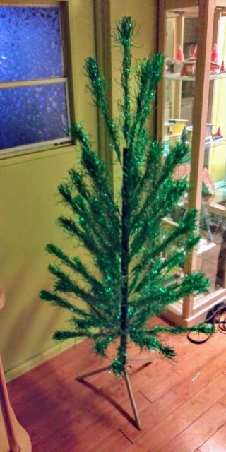 Vintage Holi - Gay Holly Green Aluminum Christmas Tree 6ft 54 Branches W/orig Box
