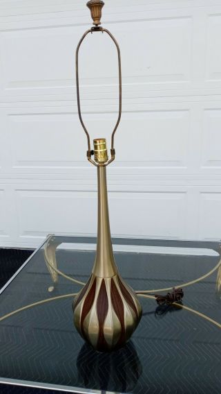 Vintage Mid Century Modern Brass And Faux Wood Table Lamp