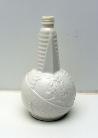 1939 Worlds Fair White Milk Glass Bottle Art Deco