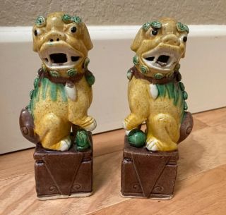 Antique Vintage Asian Chinese Porcelain Foo Dog Figurines Statues 6.  5”
