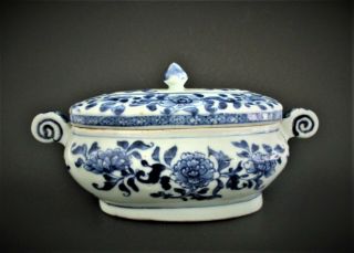 Antique Chinese Porcelain Bowl Or Tureen With Lid 18th Century Kangxi Porcelain