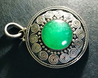 Vtg Natural Emerald - Green Jadeite Jade Sterling Silver Large Scythian Pendant