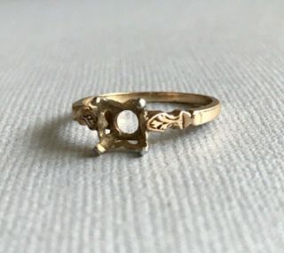 Vintage 1940’s - 50’s Ring Setting For Repair,  10k Solitaire Setting,  Wedding Ring