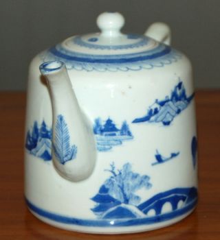 Antique CHINESE Blue and White PORCELAIN TEAPOT Canton Nanking Qing 19th C. 2