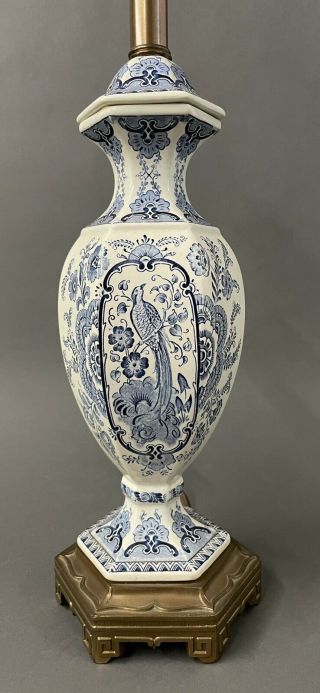 Vintage Blue & White Floral Bird Motif Antique Porcelain Ceramic Table Lamp