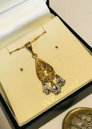 Custom Made Vintage 1960’s Tear Drop Pendant And Chain Hallmarked 9ct Solid Gold