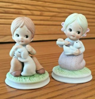 Vintage Lefton Porcelain Figurines Boy With Puppy And Girl With Kitten Set 03276