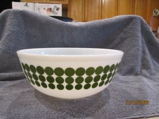 Vintage Pyrex Avacado Green Polka Dot - 4 Qt.  Mixing Bowl Large 10 " 404