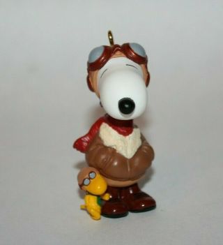 Hallmark Ornament " Famous Flying Ace " Spotlight On Snoopy 2nd In The Series 1999