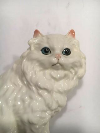 Vintage Porcelain White Persian Cat Figurine Blue Eyes Made In Japan