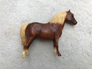 Retired Breyer Horse 857 Shetland Pony Flaxen Chestnut Dark Semigloss Variation