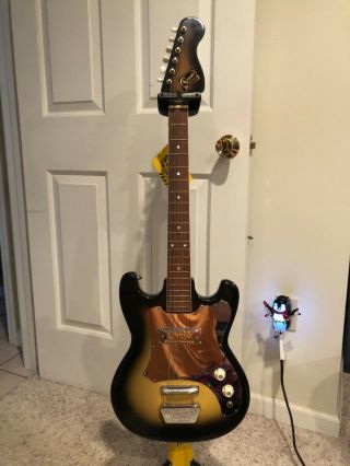 Vintage Sorento Model 300 - 1 Electric Guitar And Case
