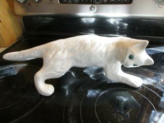 Vintage Camark Wall Climbing White Cat Green Eyes Ceramic Pottery 16”