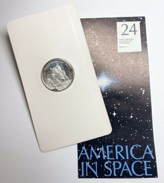 Apollo 11 Moon Landing Commemorative Coin - Franklin 28 G Sterling Silver