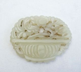 Fine Antique Chinese 18th / 19th Century Jade Pendant - Basket Of Flowers