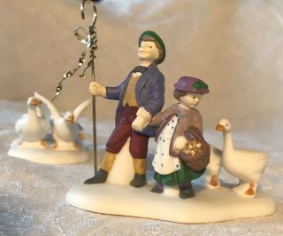 Dept 56 Heritage Cottage 12 Days Of Dickens Village Six Geese A - Laying 58382