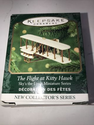 2001 Hallmark Miniature Ornament The Flight At Kitty Hawk