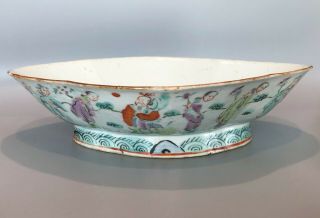 Chinese Late Qing Oval Famille Rose Footed Dish Late 19th To Early 20th Century