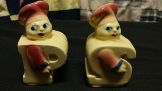 - Vintage - Salt And Pepper Shakers - S And P Shape Shakers - Chefs