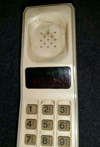 Vintage 1980s Motorola DynaTAC Cellular Portable Mobile Brick Phone 