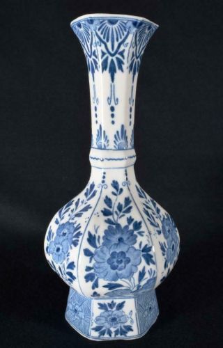Antique Chinese Ming Style Royal Mosa Delft Vase C1900