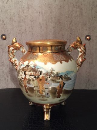 Stunning Antique Japanese Kutani Porcelain Twin Handled Vase