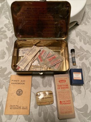 Vintage Boy Scout First Aid Kit Boys Scouts Of America 1940 Aspirin Squibb Tin