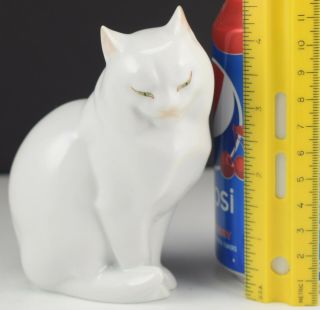 Lovely Herend Hungary Porcelain White Cat Figurine