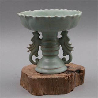 China Old Porcelain Song Ru Kiln Celadon Glaze Double Phoenix Lotus Candlestick