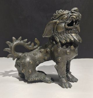 Chinese Antique Bronze Guardian Lion Foo Dog Figure