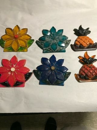 Set Of 6 Resin Plastic Colorful Wall Decorations Vintage,  Pineapple,  Flowers