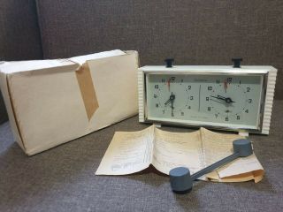 Vintage Soviet Russian Ussr Chess Mechanical Clock Timer Yantar Jantar Box