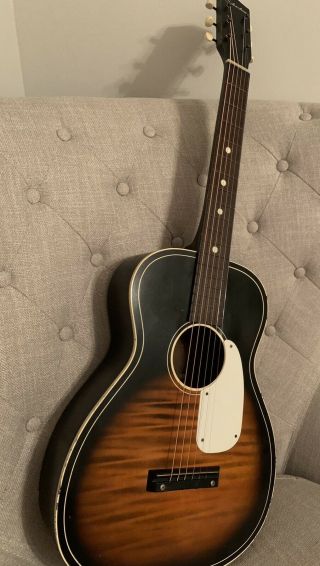 Vintage Silvertone Model 319 12049 Acoustic Guitar,  Sunburst With Case