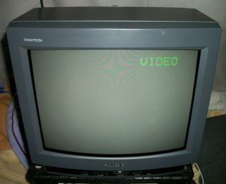 Sony Trinitron Kv - 13tr24 13 " Crt Tv Retro Gamer Television Vintage